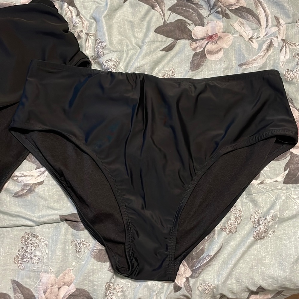 2 PAIRS Plus Bathing Suit Bottoms